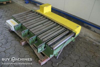 Transfer station roller conveyor unbekannt Rollenbreite 700 mm
