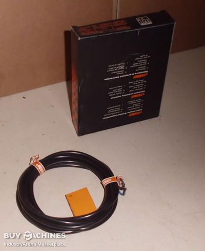 Inductive sensor IFM IN-3004LBPOG