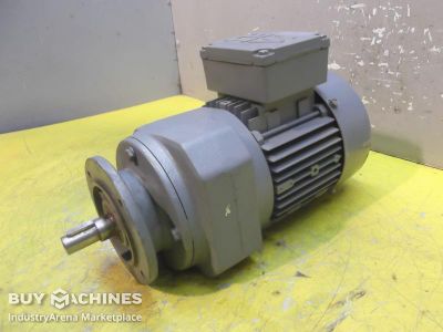 Gear motor 0.25 kW 49 rpm SEW EURODRIVE RF302DT71D6