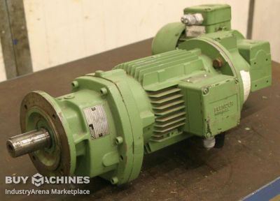 Getriebemotor 0,16/3 kW 7,1/320 U/min Flender ZF20-090SP/2U