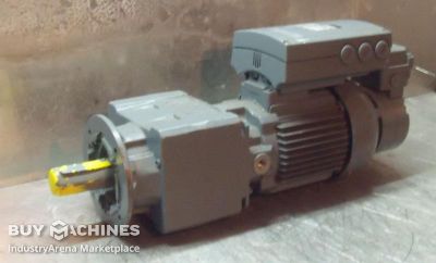 Getriebemotor 0,37 kW 51 U/min BAUER BG20-37W