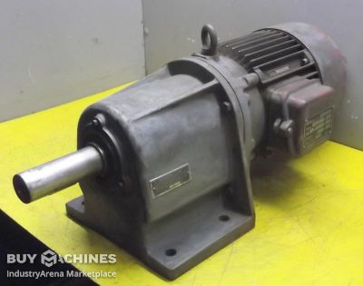 Getriebemotor 0,6/0,9  kW Bauer D163/146