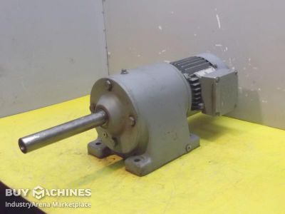 Getriebemotor 0,25/0,3 kW 20/40 U/min SEW Eurodrive R60DT71D4-2