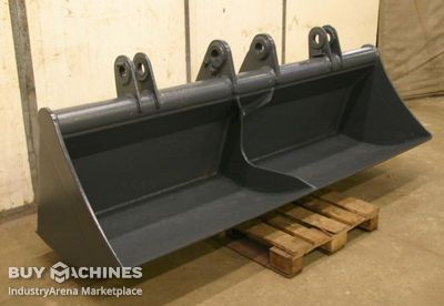 Trench cleaning bucket Stahl Breite 253 cm