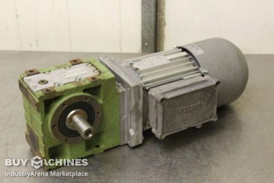 Getriebemotor 0,55 kW 109 U/min Lenze MDXMA2M080-12