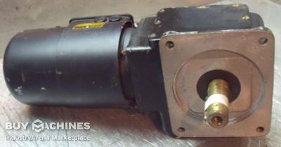 Getriebemotor 0,6 kW 56,6 U/min KOBOLD KDD645-1