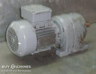 Getriebemotor 0,37 kW 260 U/min SEW Eurodrive R40DT71D4TF