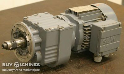 Getriebemotor 0,37 kW 43 U/min SEW EURODRIVE RF27 DT71D4/TF