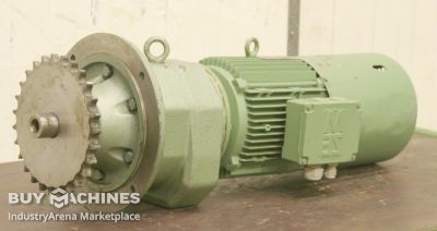 Gear motor 3 kW 109 rpm SEW Eurodrive R73 GVN112MBMG/X
