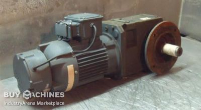 Getriebemotor 0,75 kW 28,5 U/min BAUER KG13-31/D84