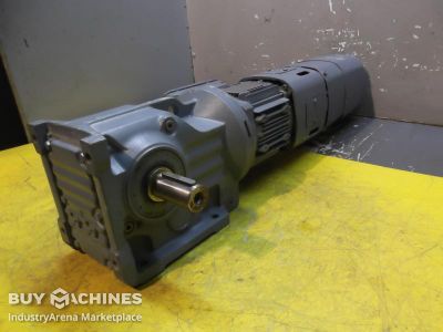 Gear motor 0.37 kW 28 rpm SEW EURODRIVE K47DRS71S4BE05/TH/XV2A