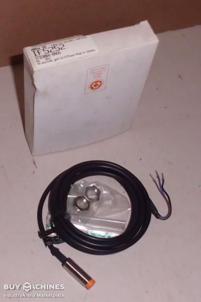 Inductive sensor IFM IF5252 IFB3004-BNOG