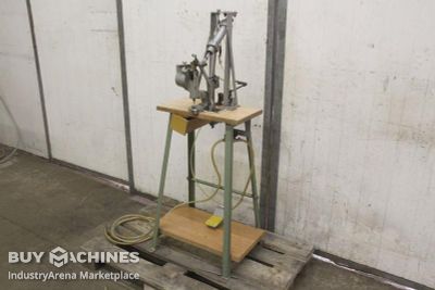 Button machine Astor 862