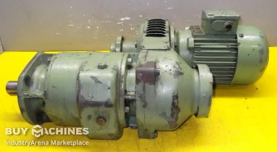 regelbarer Getriebemotor 0,55 kW 4,4-26 U/min SEW RF53VD80N-6RK1