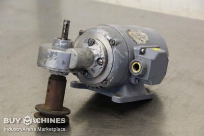 Gear motor 200 V 0.15 A. Ruhrgetriebe NDK 8760