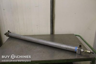 Pneumatic cylinder Festo Hub 1180 mm