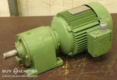 Gear motor 1.1 kW 206 rpm SEW Eurodrive R40DT90S4