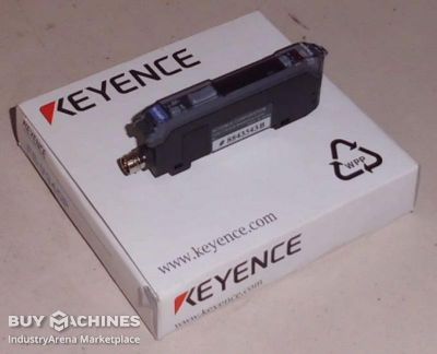 Fiber optic sensor with digital sensor Keyence FS-V34CP