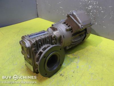 Getriebemotor 0,37 kW 92 U/min Lenze D71L4