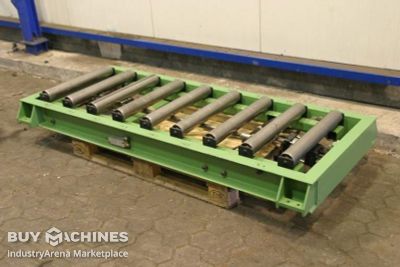 Transfer station roller conveyor unbekannt Rollenbreite 590 mm