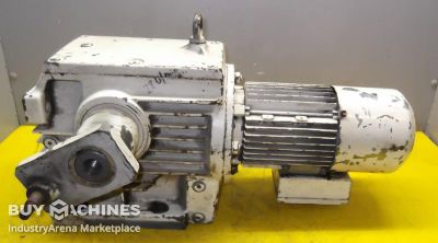 Gear motor 0.25 kW 28 rpm SEW Eurodrive B3 Winkel