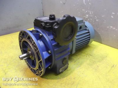 adjustable gear motor 0.75 kW 190-1000 rpm MOTOVARIO TKFL/10