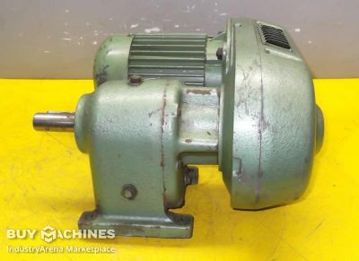 adjustable gear motor 0.75 kW 35-189 rpm Lenze 155-ZNA0-80-4