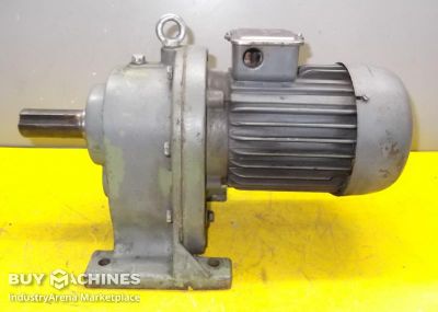 Gear motor 0.8 kW 32 rpm VEM Z3KRA90,2/4