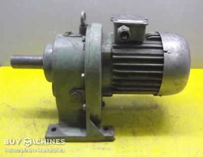 Gear motor 0.8 kW 40 rpm VEM Z3KR90,1/4/S