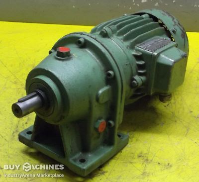 Gear motor 0.06 kW 30 rpm HEW GO-RDM71L