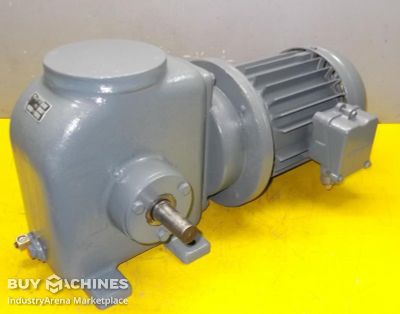Gear motor 1.5 kW 200 rpm Siemens Schuckert B3 Winkel