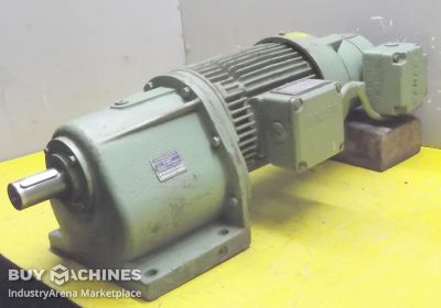 Getriebemotor 0,55 kW 54 U/min BAUER G12-11/DK84-200