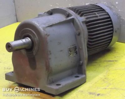 Getriebemotor 0,75 kW 83 U/min Bauer DK840A/200L