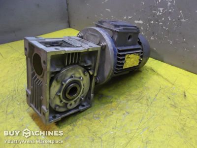 Gear motor 0.25 kW 211 rpm Seipee HF63B/2
