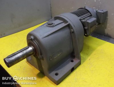 Gear motor 0.37 kW 6 rpm Bauer DK74E03H/178
