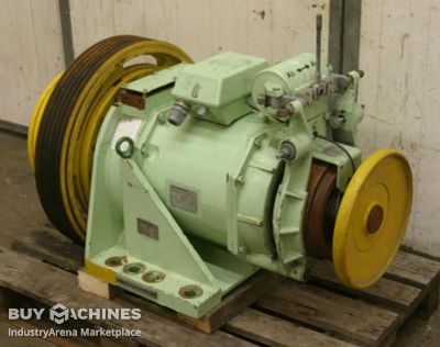 Getriebemotor 22 kW 59,4 U/min Flender  LUGA-160LD-04Y