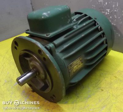 Electric motor 0.8 kW 940 Rpm Tamel E100768