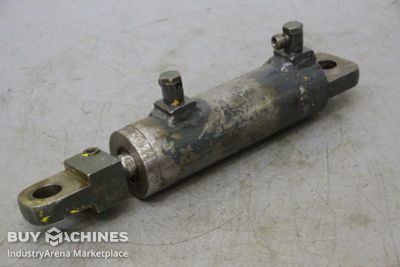 Hydraulic cylinder unbekannt Hub 57 mm