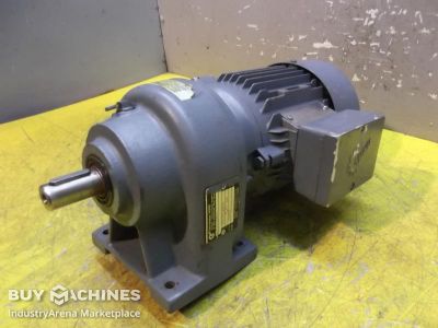 Gear motor 0.3/0.43 kW 95/190 rpm Nord SK71L/4
