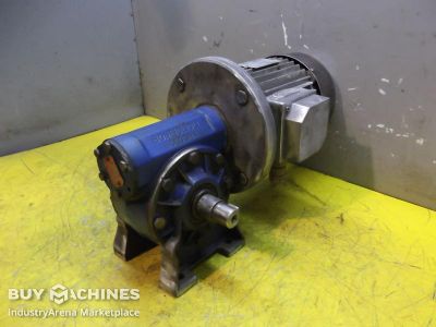 Gear motor 0.75 kW 47 rpm SME 80B