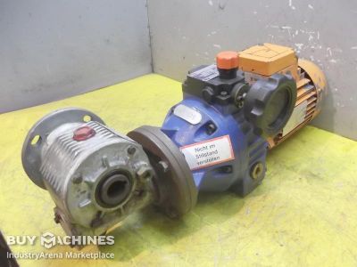 adjustable gear motor 0.37 kW 19-100 rpm MOTOVARIO TKFL/5