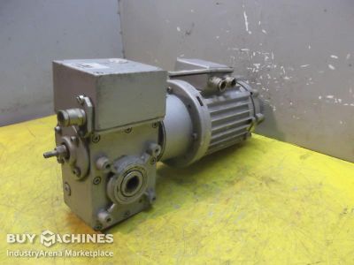 Gear motor 0.55 kW 120/1520 rpm Nomafa TVRC5Z7