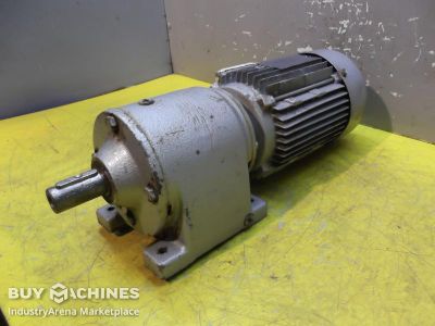 Gear motor 0.55 kW 69 rpm SEW EURODRIVE R40DT80K47