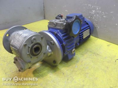 adjustable gear motor 0.37 kW 19-140 rpm MOTOVARIO MRV05FI