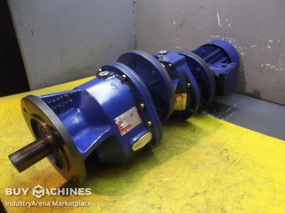 Gear motor 0.55 kW 4 rpm Motovario TRRCF/10