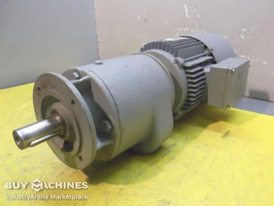 Gear motor 1.1 kW 57 rpm SEW EURODRIVE RF60DT90S4BN