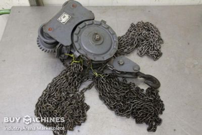 Manual chain hoist with trolley 1000 kg VEB Kettenlänge 4,8 m