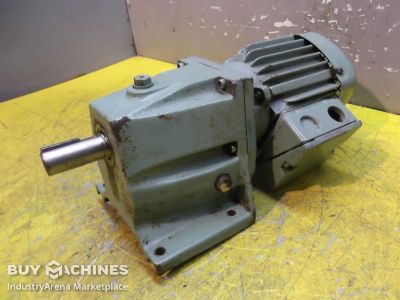 Gear motor 0.12 kW 80 rpm VEB ZGOKMRB56K4
