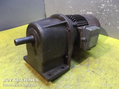 Gear motor 0.37 kW 85 rpm BAUER DK740/178