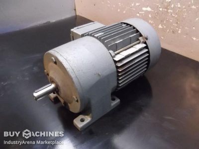 Gear motor 0.25 kW 90 rpm SEW Eurodrive R30DT71C4